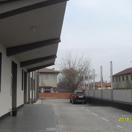 Prima Hotel Kharmanli Esterno foto